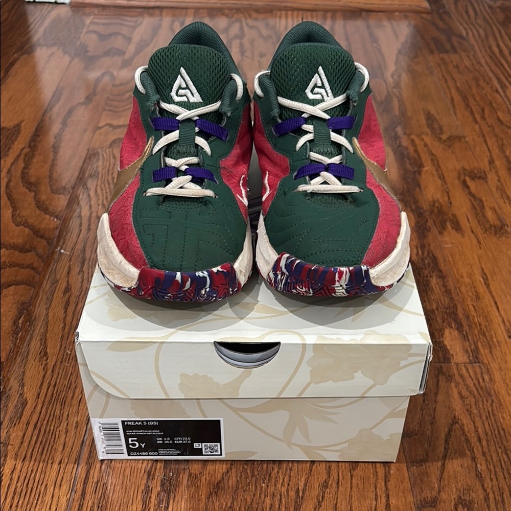 Nike, Kids, Freak 5 (GS) Basketball Shoes, Size 5Y, Green, Red and Gold Metallic